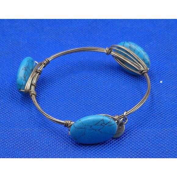 Bourbon and Bowties Turquoise Copper Wire Bangle Bracelet 2.5" Diameter - Picture 7 of 7
